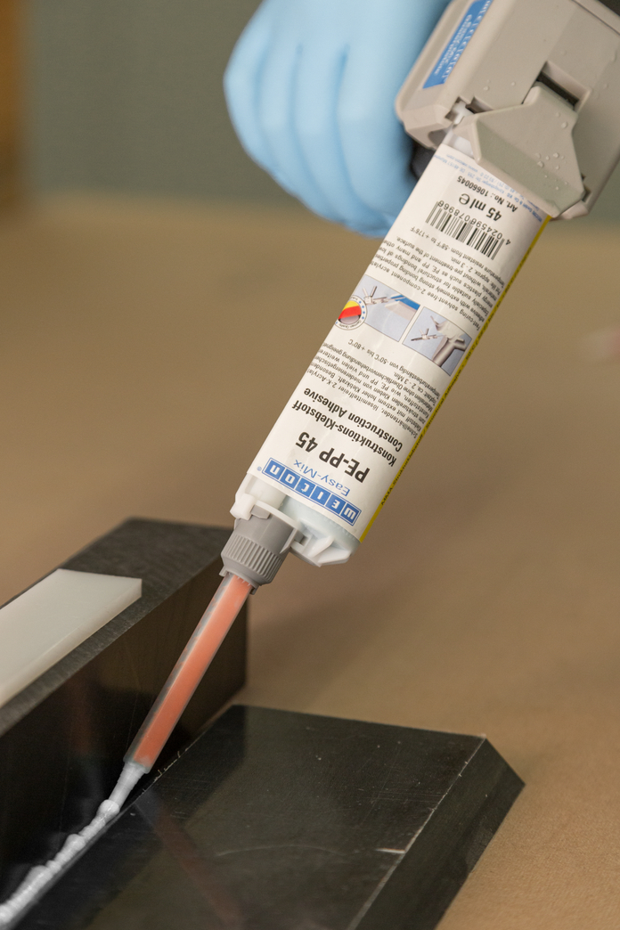 Easy-Mix PE-PP 45 | construction adhesive based on methyl acrylate for special plastics